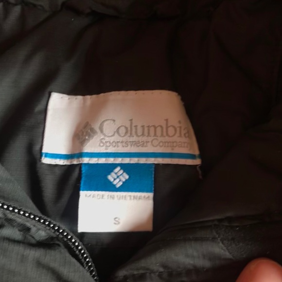 Columbia Vest - Picture 3 of 6